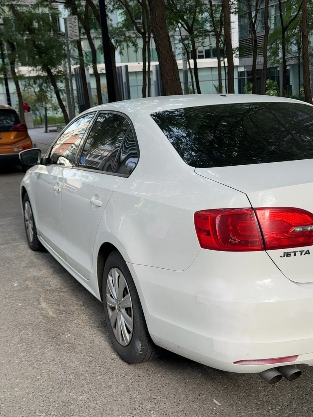 Rear quarter source photograph